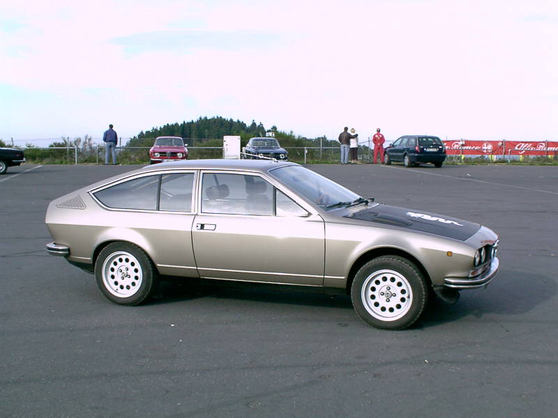 1976 alfa romeo alfetta gtv 20. 1976 Alfa Romeo Alfetta GT